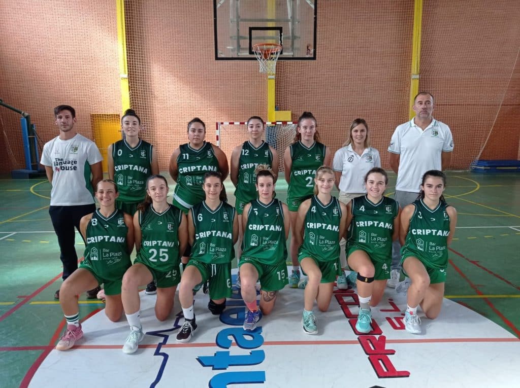 Victoria Del Bar La Plaza Baloncesto Criptana En Talavera