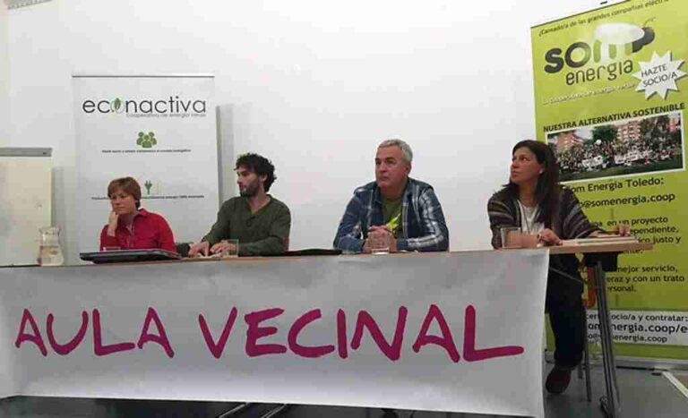 Celebrada la charla «Un nuevo modelo energético», organizada por la Asociación Alcázar Vecinal