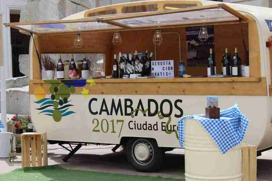 La Caravana del Vino de Cambados pasó por Alcázar de San Juan para promocionar el albariño 1