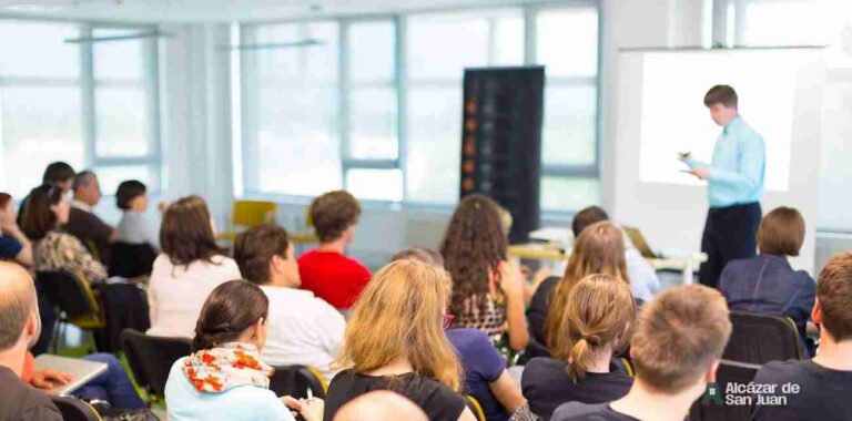 Formación para empleados públicos de la región en materia de transparencia y buen gobierno