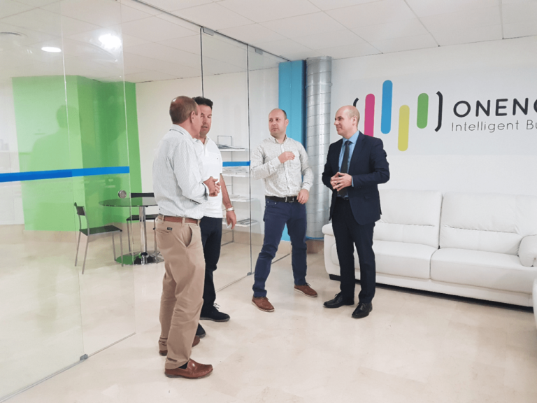 Ayuda a las pequeñas y medianas empresas con el programa Innova Adelante