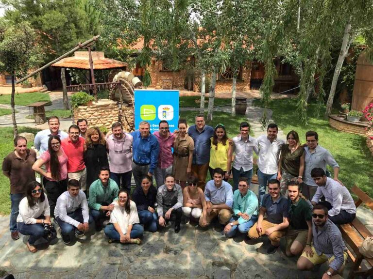 Alcazareños presentes en la II Escuela de Formación de Nuevas Generaciones