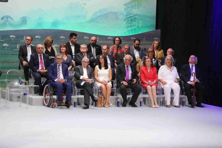 Aurora Egido y Raúl del Pozo ensalzan el patrimonio de la Lengua Española y el papel de Castilla-La Mancha en la Literatura Universal