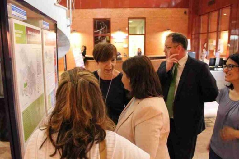 Alcázar presenta su proyecto de regeneración urbana integral en la Consejería de Fomento