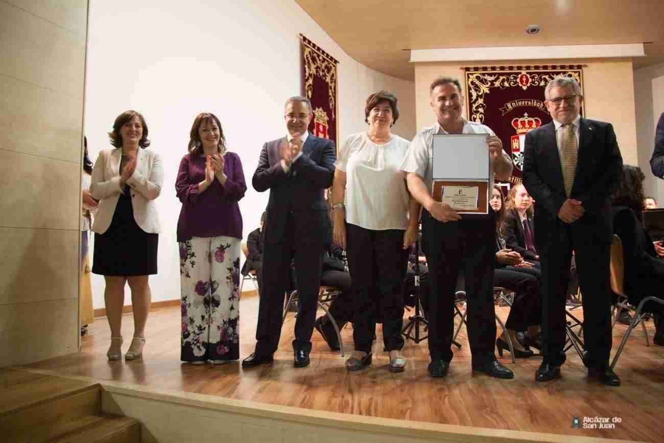 Reconocimiento a la contribución de las bandas de música y los grupos folclóricos a la dinamización de la cultura en los municipios 2