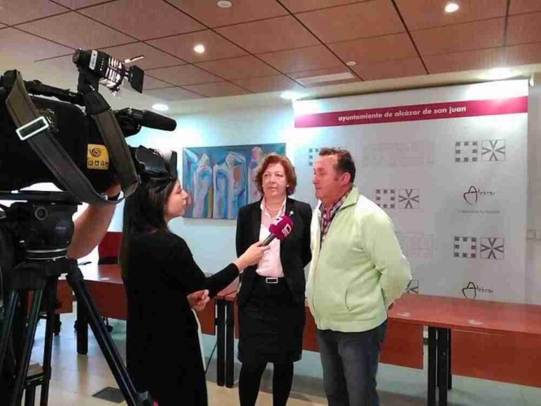 El ayuntamiento coordina las acciones de seguridad para recibir a los temporeros