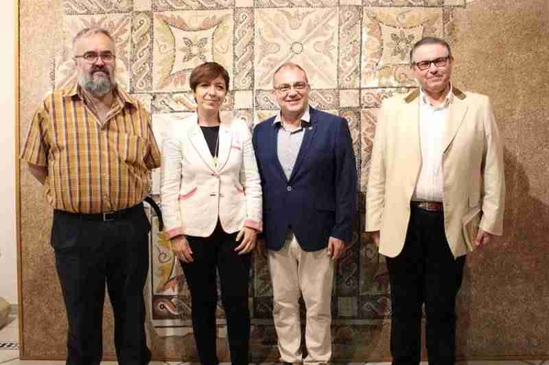 Presentación de la biografía de 'Juan Calderón Espadero' 2 Presentación de la biografía de 'Juan Calderón Espadero' 2