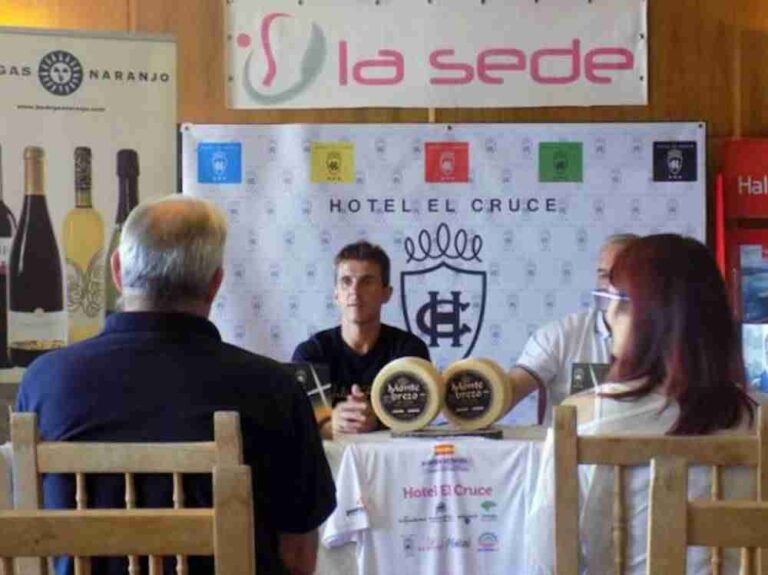 El torero Aníbal Ruis presentó el II Open de Pádel «Hierro Galán Reina» en Manzanares