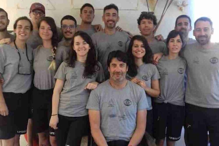 Un alcazareño entre los 14 voluntarios al rescate de los refugiados