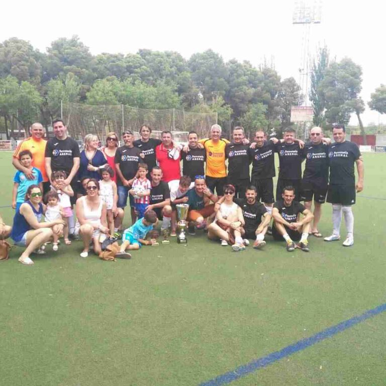 Ferretería Arenal campeón del 24 horas de Fútbol 7 en Alcázar