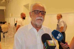 Antonio Moreno ofreció en el Ayuntamiento una conferencia sobre la historia de la Física 2