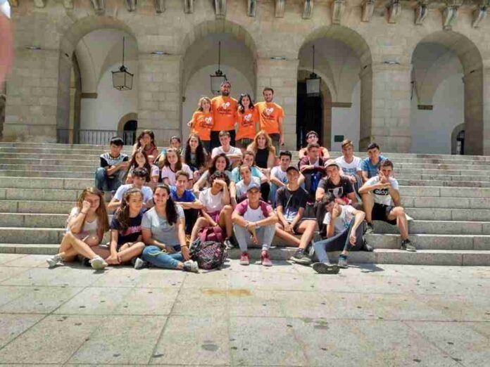 Fotografías Campamento Juvenil Aldea Juglar (Cáceres) Fotografías Campamento Juvenil Aldea Juglar (Cáceres)