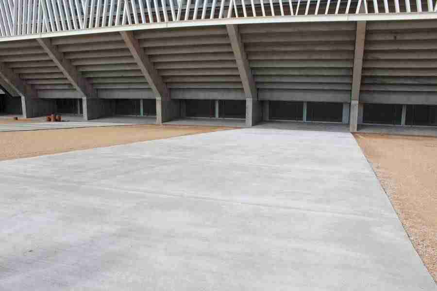 Finalizados los accesos principales del pabellón Vicente Paniagua que abrirá sus puertas esta temporada 1