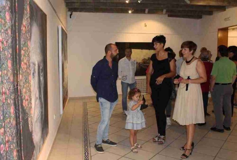 Dos mujeres protagonistas en el XXI Certamen Internacional de Pintura «Ciudad de Alcázar»