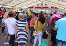 La Feria de Día comenzó en la Plaza de España con una alta participación y muy buen ambiente 24