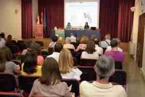 La variedad temática ha caracterizado la II Feria del Libro de Argamasilla 19 La variedad temática ha caracterizado la II Feria del Libro de Argamasilla 19