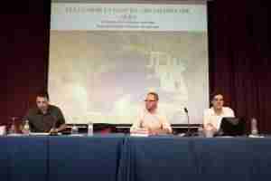 La variedad temática ha caracterizado la II Feria del Libro de Argamasilla 12 La variedad temática ha caracterizado la II Feria del Libro de Argamasilla 12