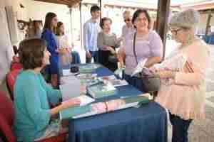 La variedad temática ha caracterizado la II Feria del Libro de Argamasilla 9 La variedad temática ha caracterizado la II Feria del Libro de Argamasilla 9