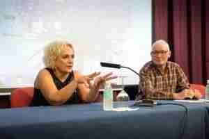 La variedad temática ha caracterizado la II Feria del Libro de Argamasilla 17 La variedad temática ha caracterizado la II Feria del Libro de Argamasilla 17