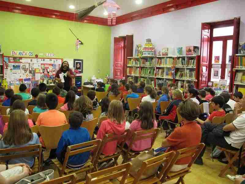 La narración oral como vía de acceso a la literatura convencional. 1