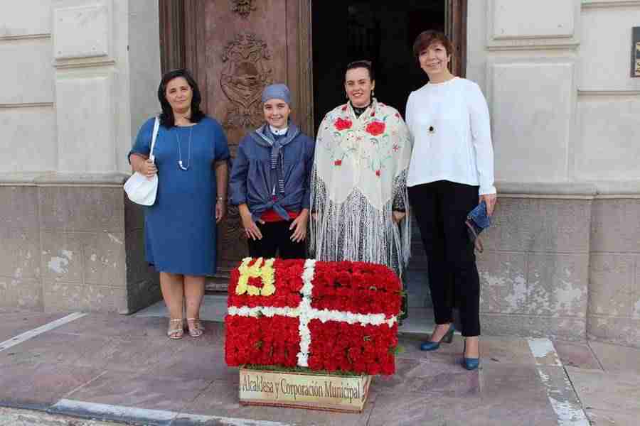 Flores, recuerdo a los alcazareños ausentes y procesión en las Fiestas en honor de la Virgen del Rosario 3