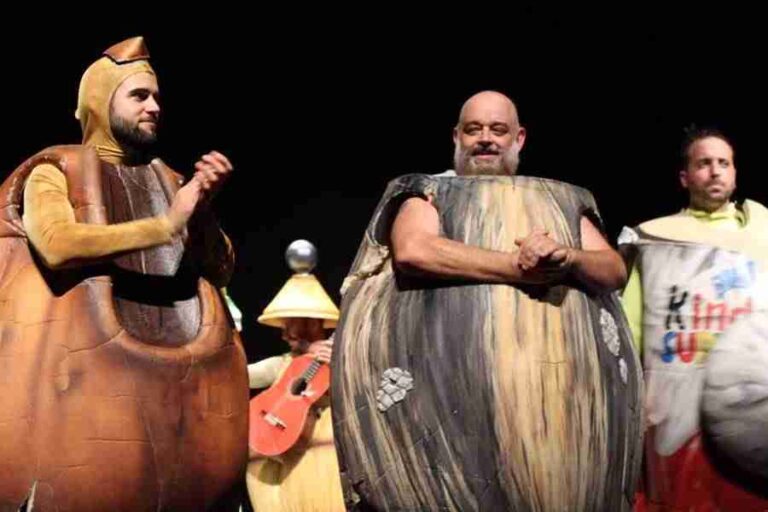 El Auditorio Municipal puso el cartel de completo y el público disfrutó con el ‘Canijo’ y el ‘Bizcocho’ y