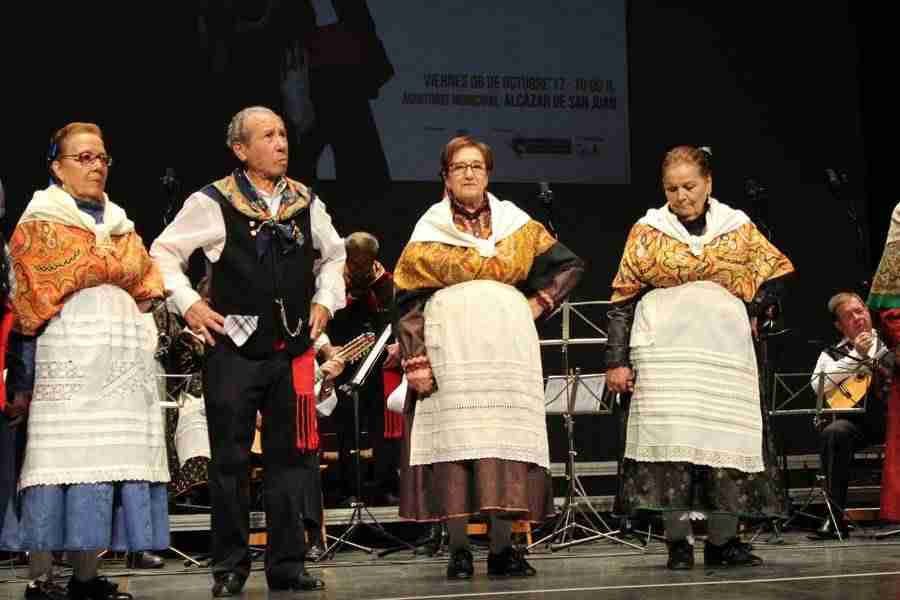 El II Encuentro Regional de Coros y Danzas de Centros de Mayores contó con 450 participantes 3 El II Encuentro Regional de Coros y Danzas de Centros de Mayores contó con 450 participantes 3