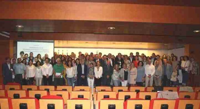 la-consejeria-de-sanidad-presenta-a-los-profesionales-del-sescam-la-estrategia-para-mejorar-la-seguridad-de-los-pacientes-atendidos-en-el-bloque-quirurgico.jpg