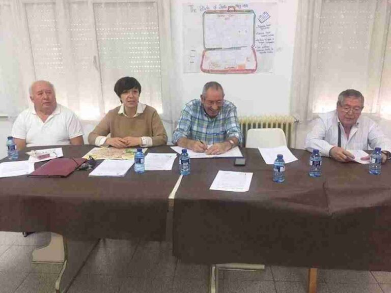 La alcaldesa explicó en proyecto de Presupuestos Participativos a los vecinos de Santa María