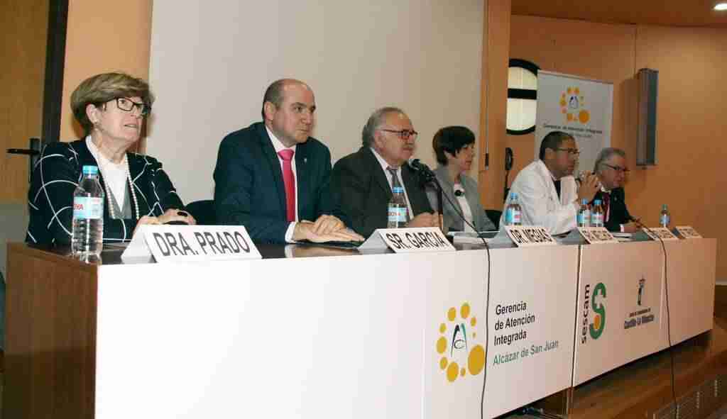 Cerca de un centenar de profesionales de Enfermería reflexionan y debaten sobre Salud Mental en el Hospital Mancha Centro 2 Cerca de un centenar de profesionales de Enfermería reflexionan y debaten sobre Salud Mental en el Hospital Mancha Centro 2