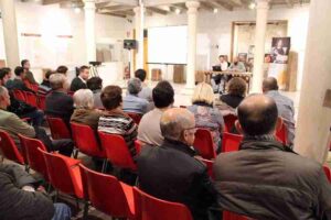 Víctor López Menchero expuso la historia de las canteras molineras de Piédrola 2