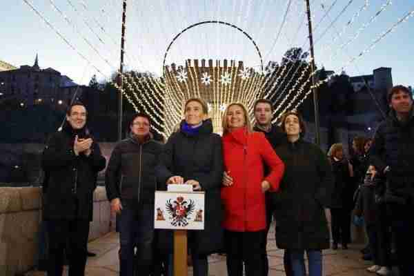 El encendido del alumbrado, con más de 700.000 puntos de luz, abre el programa de actividades de las Fiestas de Navidad 2 02_iluminacion_navidad