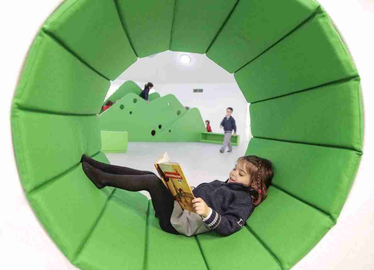 6 colegios innovadores con diseños sorprendentes pensados para los niños 8