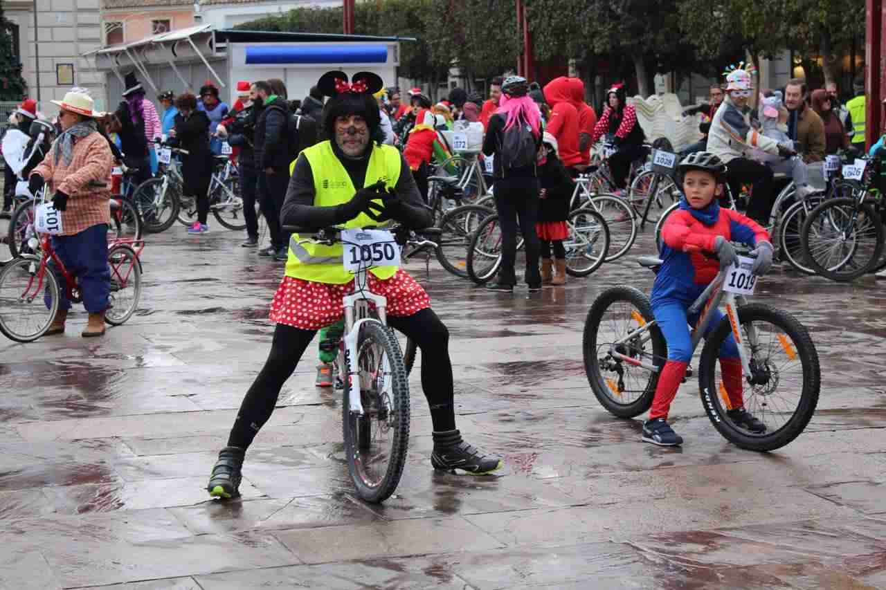 Cerca de cien personas participaron en la Ciclalgata 2017 1