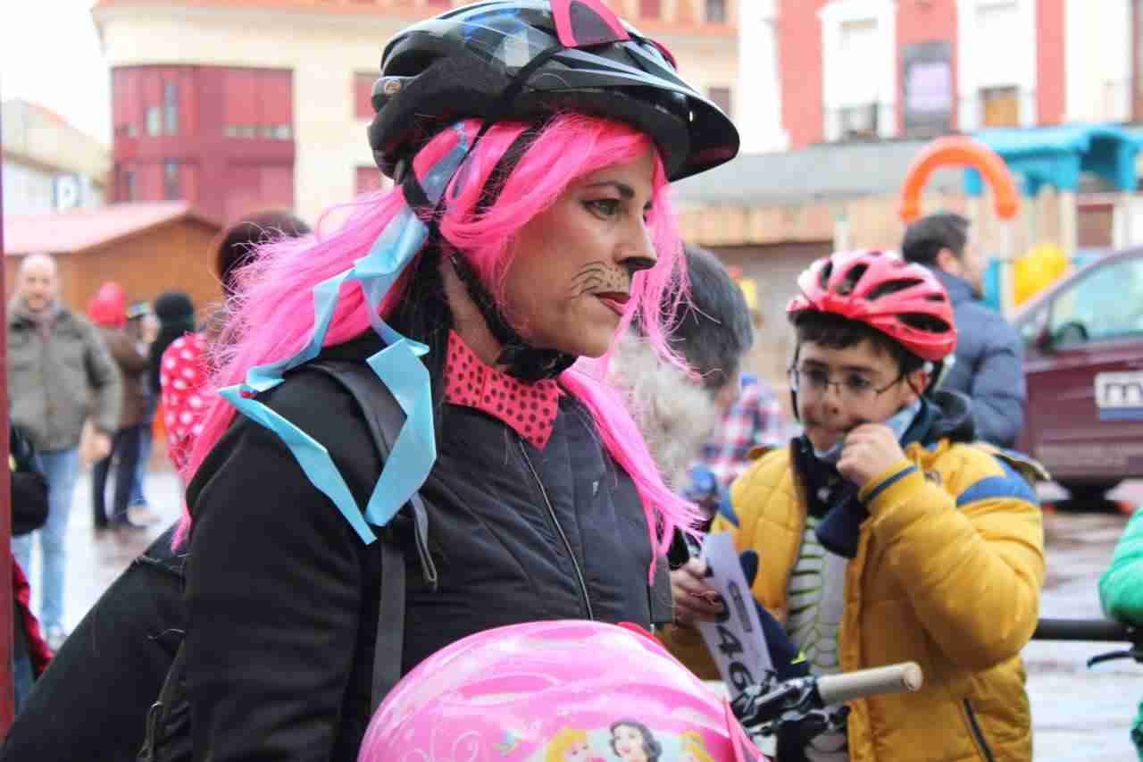 Cerca de cien personas participaron en la Ciclalgata 2017 12