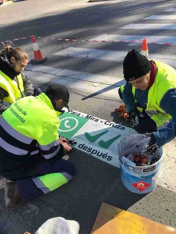 Para, mira y cruza. Nueva iniciativa de seguridad vial 1 Para, mira y cruza. Nueva iniciativa de seguridad vial 1