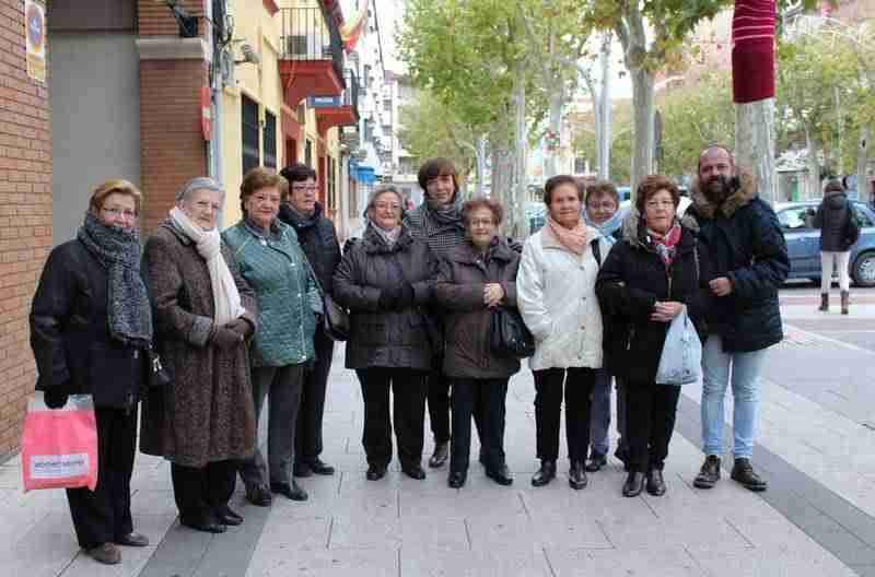 'Yarn Bombing', el arte urbano que viste los árboles llega a Alcázar por Navidad 4