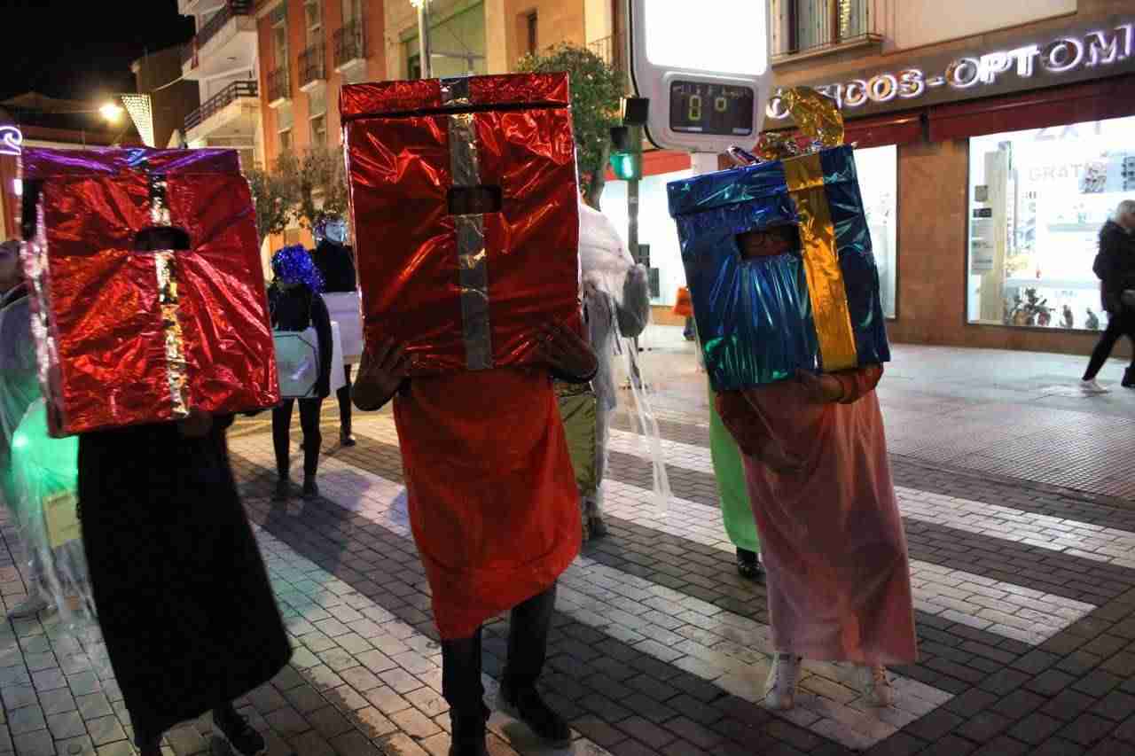El Carnaval más popular llenó las calles de Alcázar de colorido y diversión 1