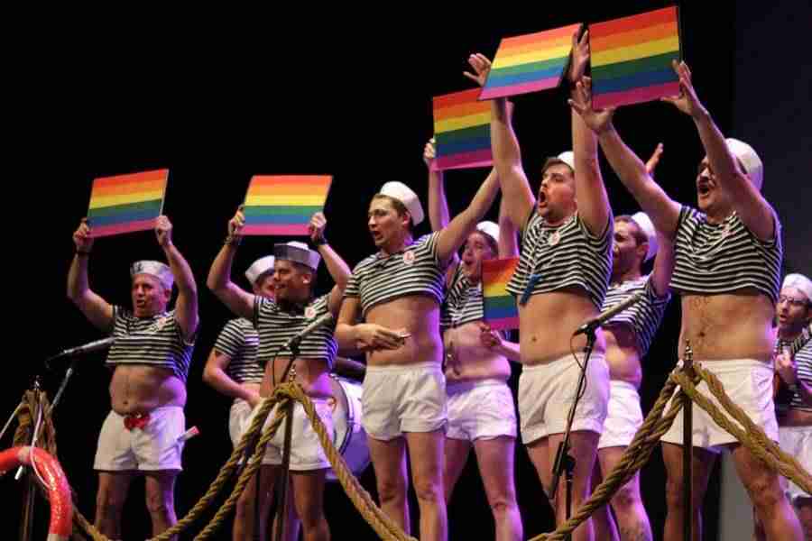 Murgas y chirigotas pusieron el toque ácido al carnaval 4