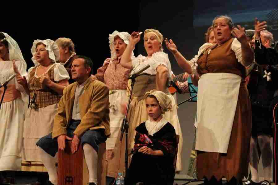 Murgas y chirigotas pusieron el toque ácido al carnaval 1