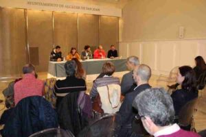 A debate "Nuevos ciudadanos en los centros educativos" 1