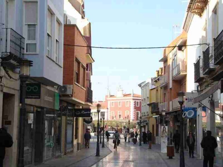 Telefonía y electricidad, las principales reclamaciones en la OMIC de Alcázar de San Juan