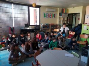 El alumnado del CEIP Alces aprende en el Hospital Mancha Centro, gracias al taller de alergias. 2 El alumnado del CEIP Alces aprende en el Hospital Mancha Centro, gracias al taller de alergias. 2
