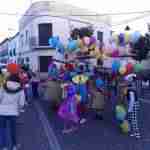 Máscaras callejeras, carnaval en familia y entierro de la sardina, preámbulo del final del Carnaval 5