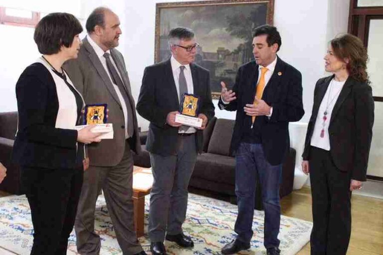 Alcázar recibe en Toledo el premio a la excelencia social