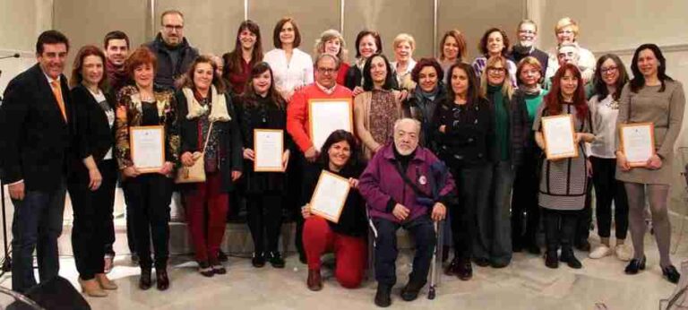 Reconocimiento a los profesionales de Servicios Sociales que han contribuido a conseguir la excelencia de la ciudad en esta área
