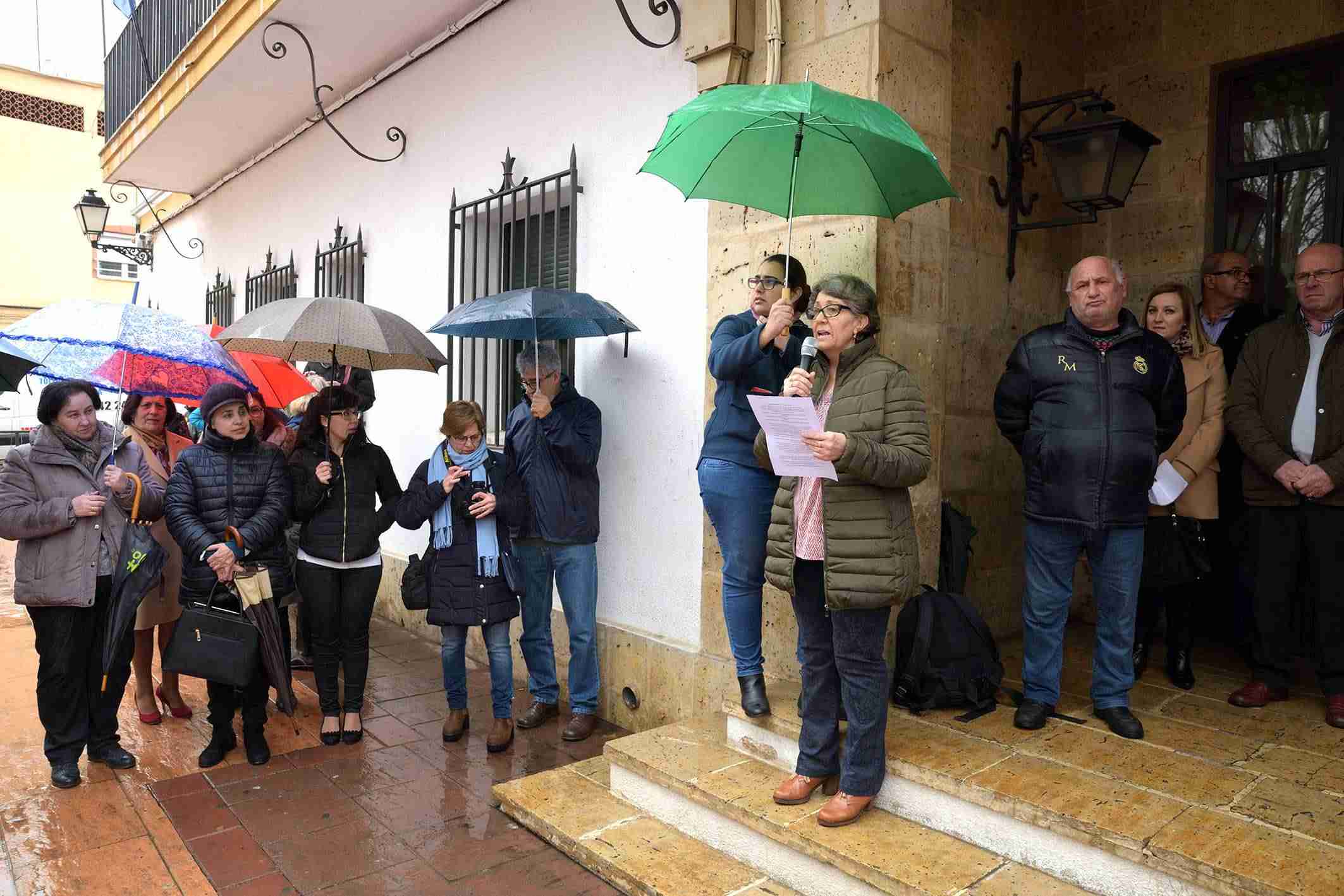Argamasilla de Alba conmemora el 8M con una concentración por la igualdad 2