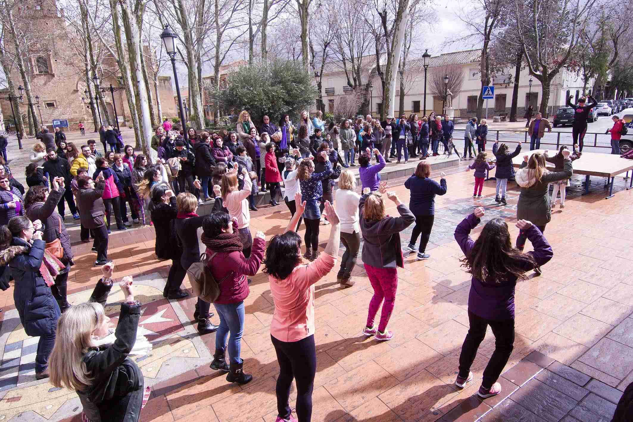 Argamasilla de Alba conmemora el 8M con una concentración por la igualdad 7