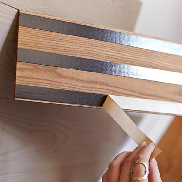 3 proyectos DIY para decorar tu casa con lamas de madera autoadhesivas 9 3 proyectos DIY para decorar tu casa con lamas de madera autoadhesivas 9