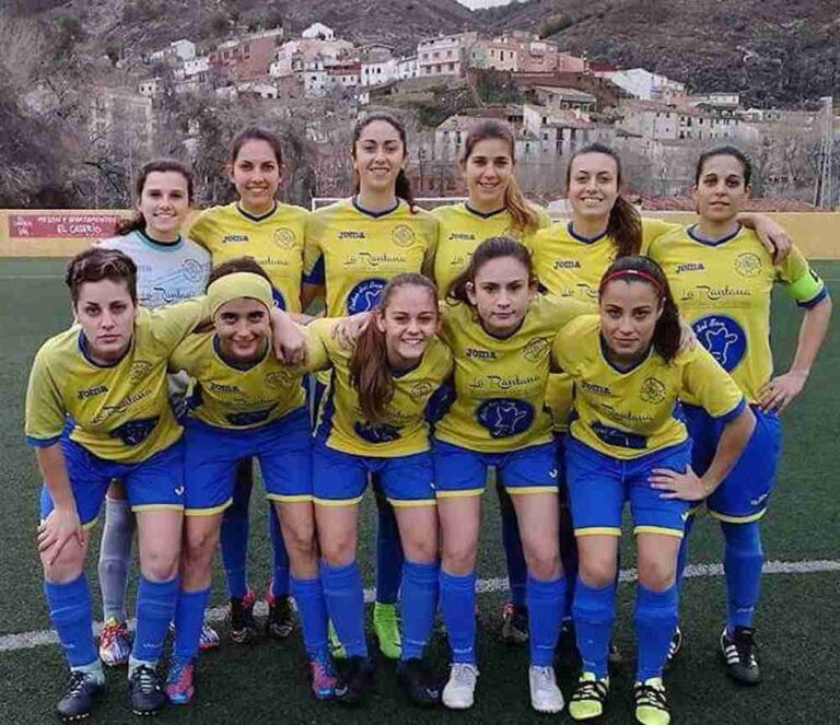 Independiente de Alcázar golea con contundencia al CD Azuqueca